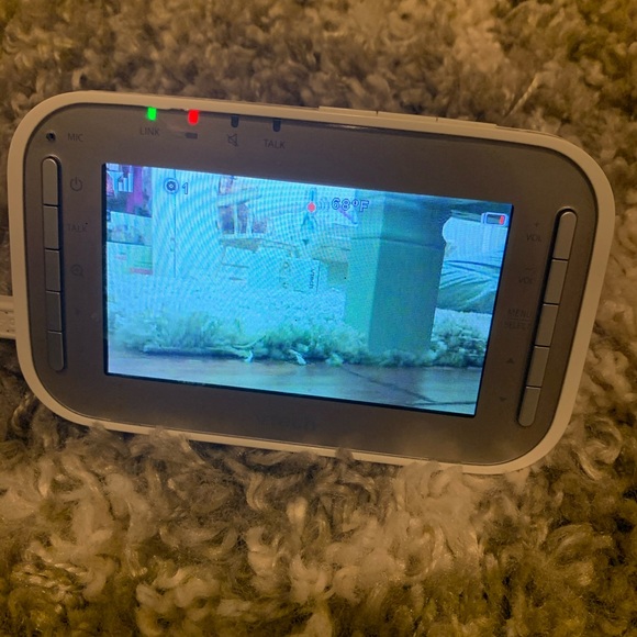 Vtech Closed Circuit Baby Monitor - Picture 2 of 3